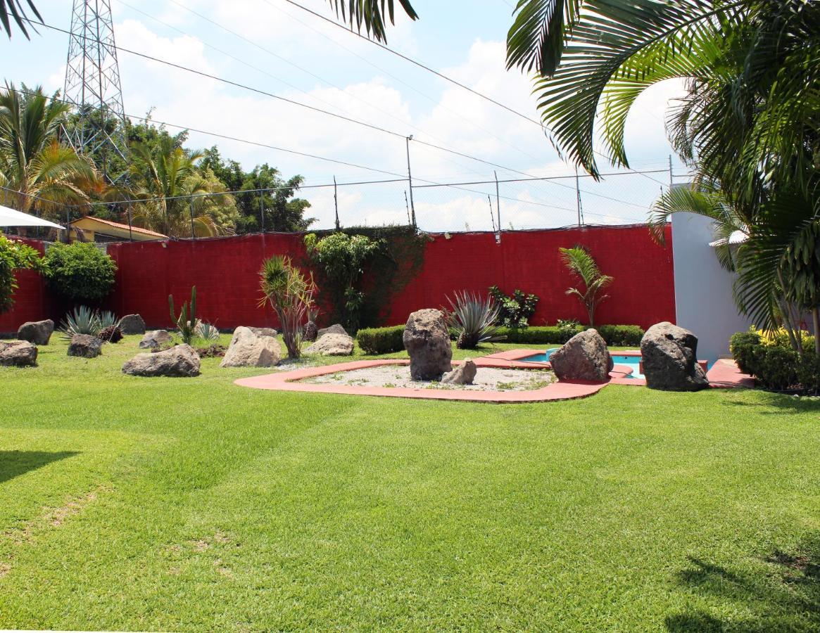 Preciosa Casa Palmera En Cuernavaca Con Alberca, Wifi, Tv Y Cocina Para Fin De Semana, Descanso, Vacaciones O Home Office Emiliano Zapata  Exterior foto
